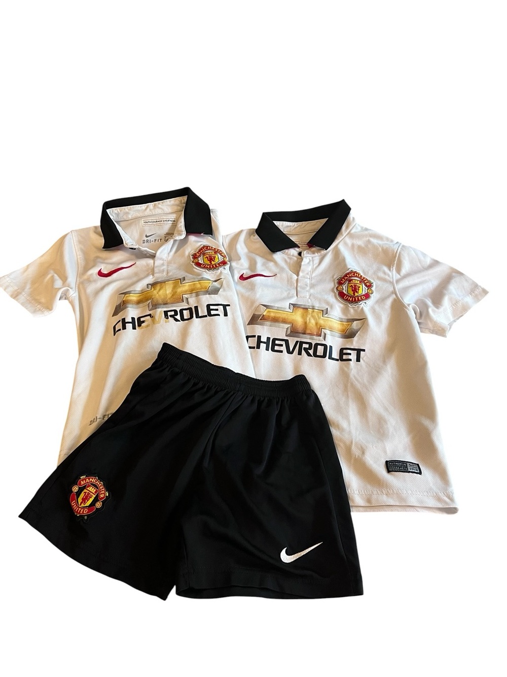 Nike Kids Manchester United Kit Soccer uniform Size 5/6